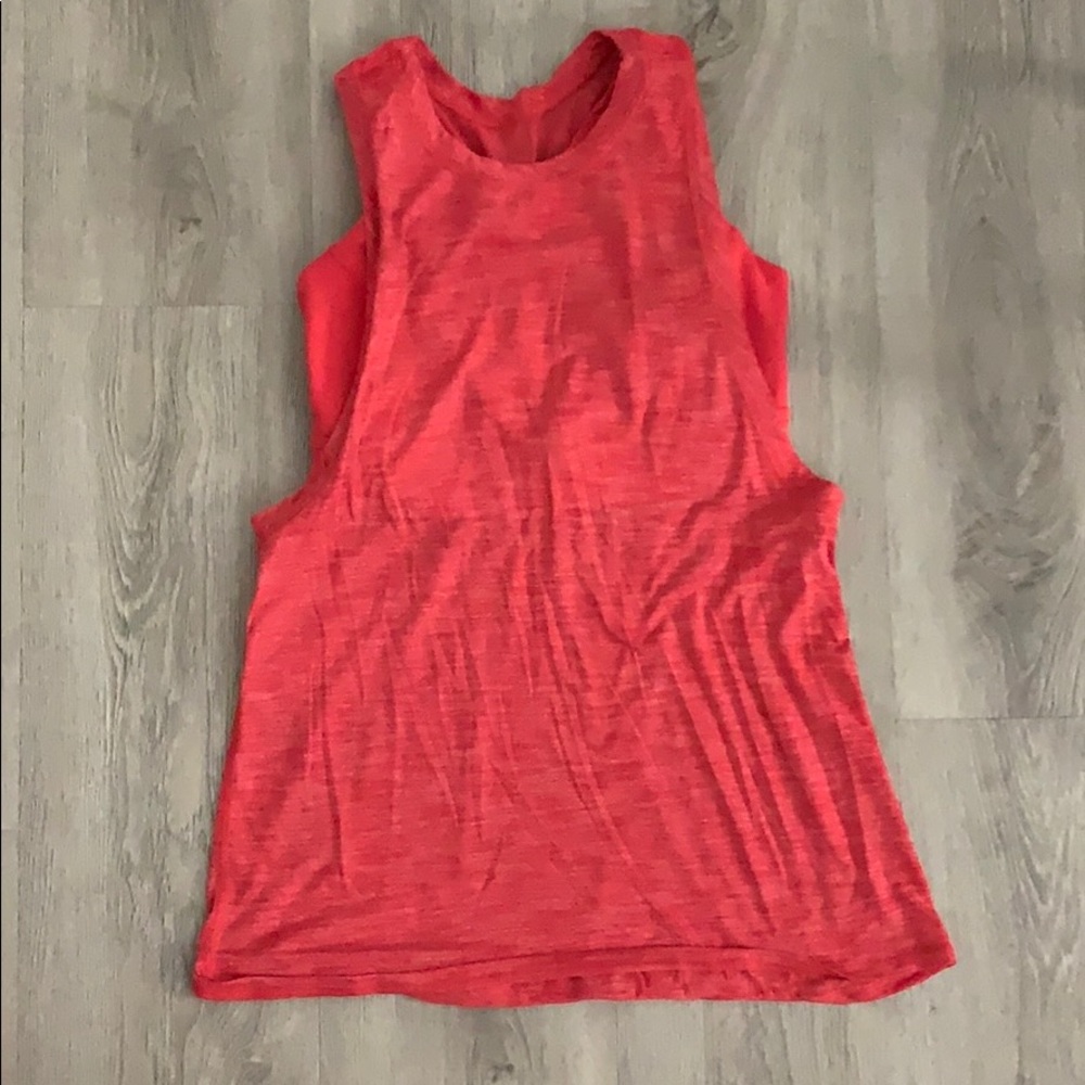 Lululemon workout tank